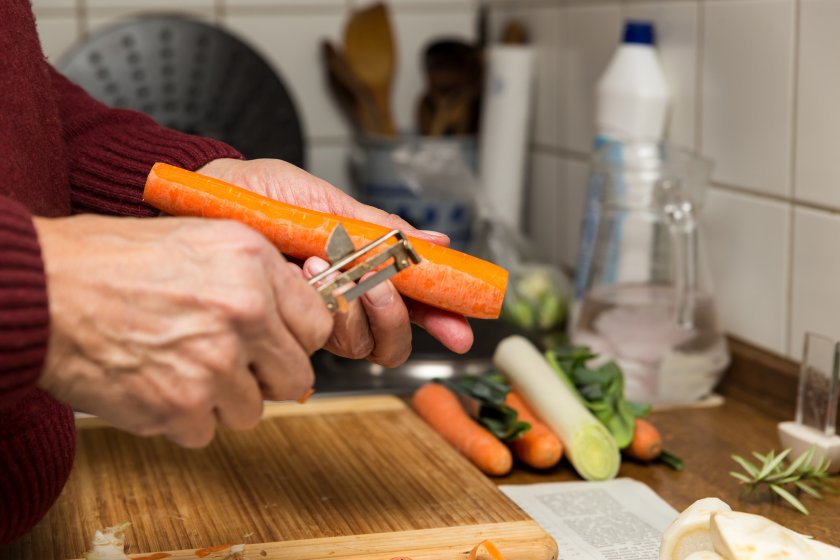 2 shutterstock_181913867_wortels_koken_Eline Ballegooij, va.jpg 2 shutterstock_181913867_wortels_koken_Eline Ballegooij, va.jpg