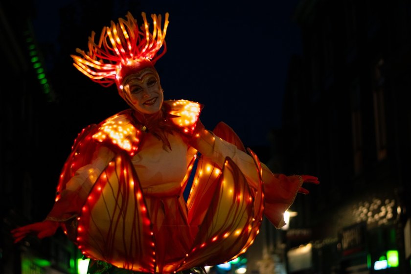 A performer at the street festival in the heart of Wageningen (photo: Marloes Klaasse)