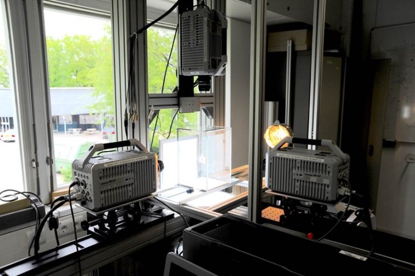 High-speed camera setup (Photron SA-X2) High-speed camera setup (Photron SA-X2)