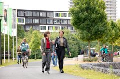 Student-op-campus_(4)[1].jpg