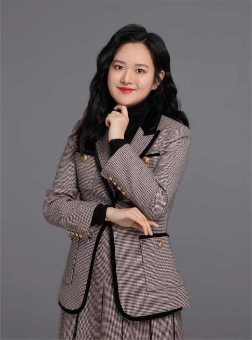 Yanchen.jpg Yanchen.jpg