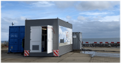 Met behulp van restwarmte van de electrolyser wordt op Texel puur water (zonder zouten) geproduceerd uit zeewater. Foto: WUR